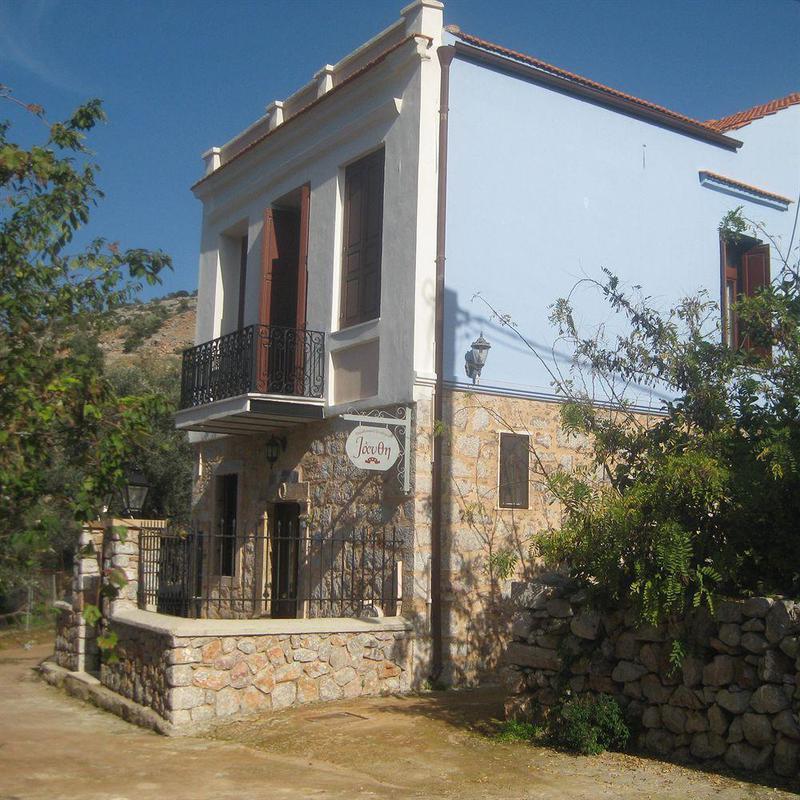 Traditional Hotel Ianthe Vessa ภายนอก รูปภาพ
