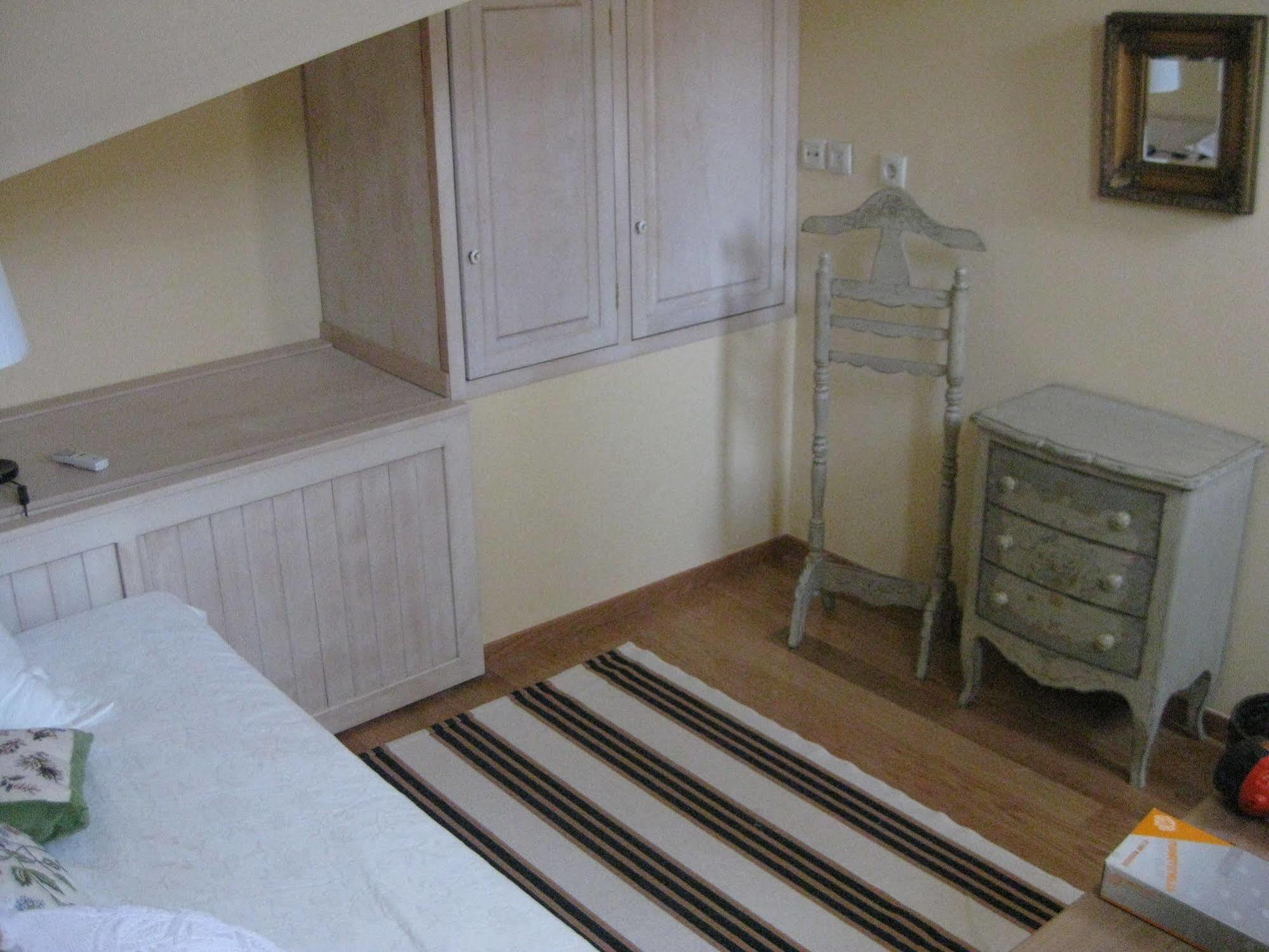 Traditional Hotel Ianthe Vessa ภายนอก รูปภาพ