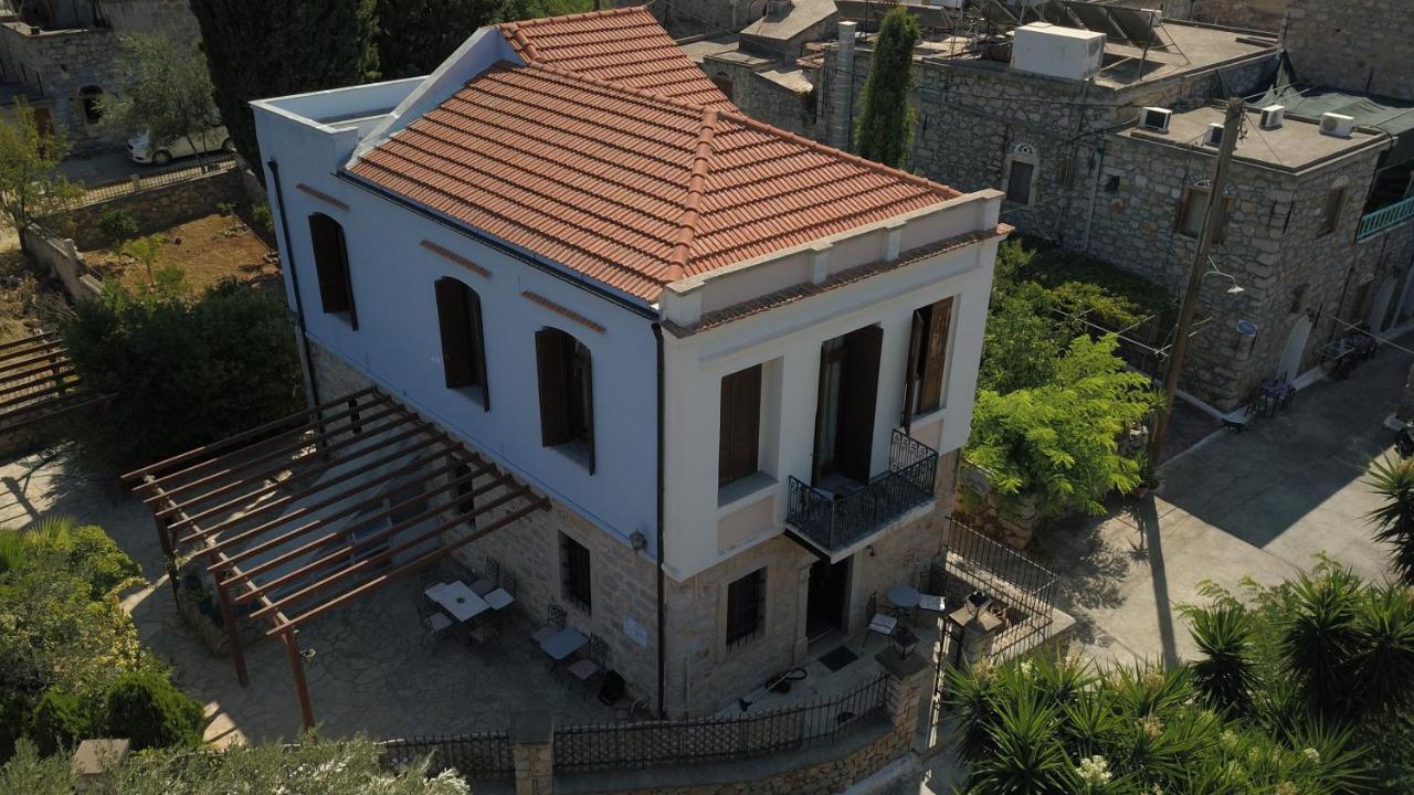Traditional Hotel Ianthe Vessa ภายนอก รูปภาพ